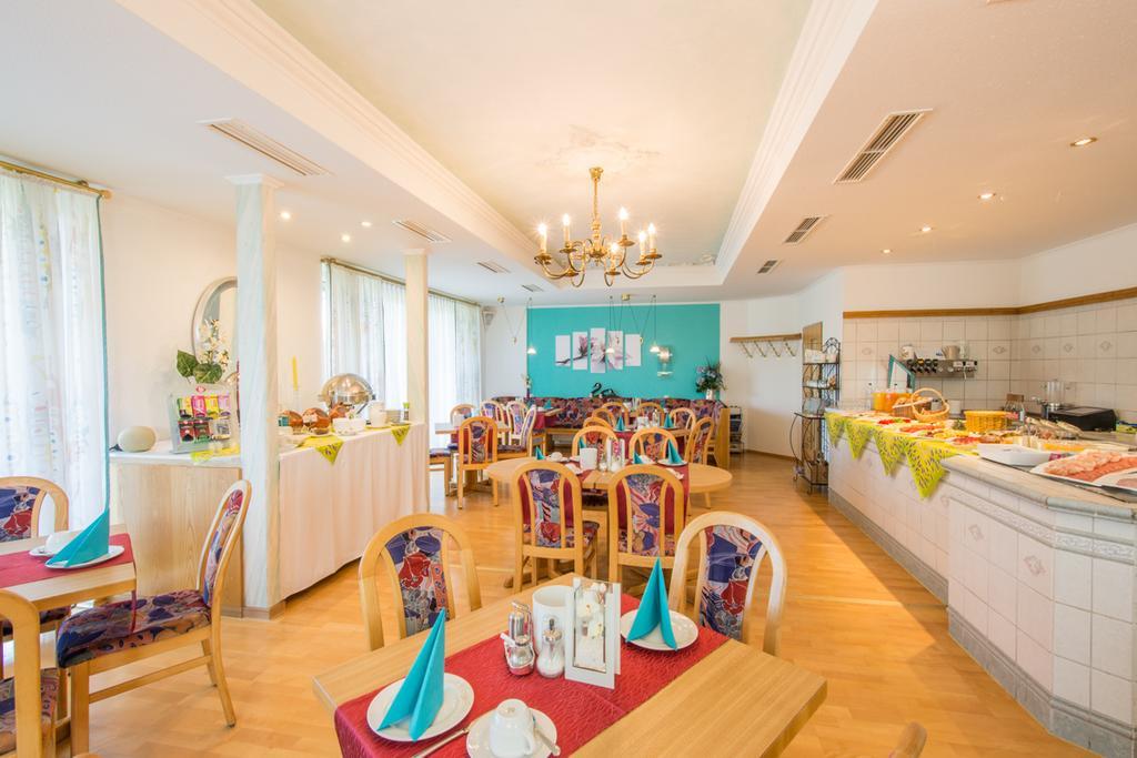 Hotel St. Martin Marktoberdorf Eksteriør bilde