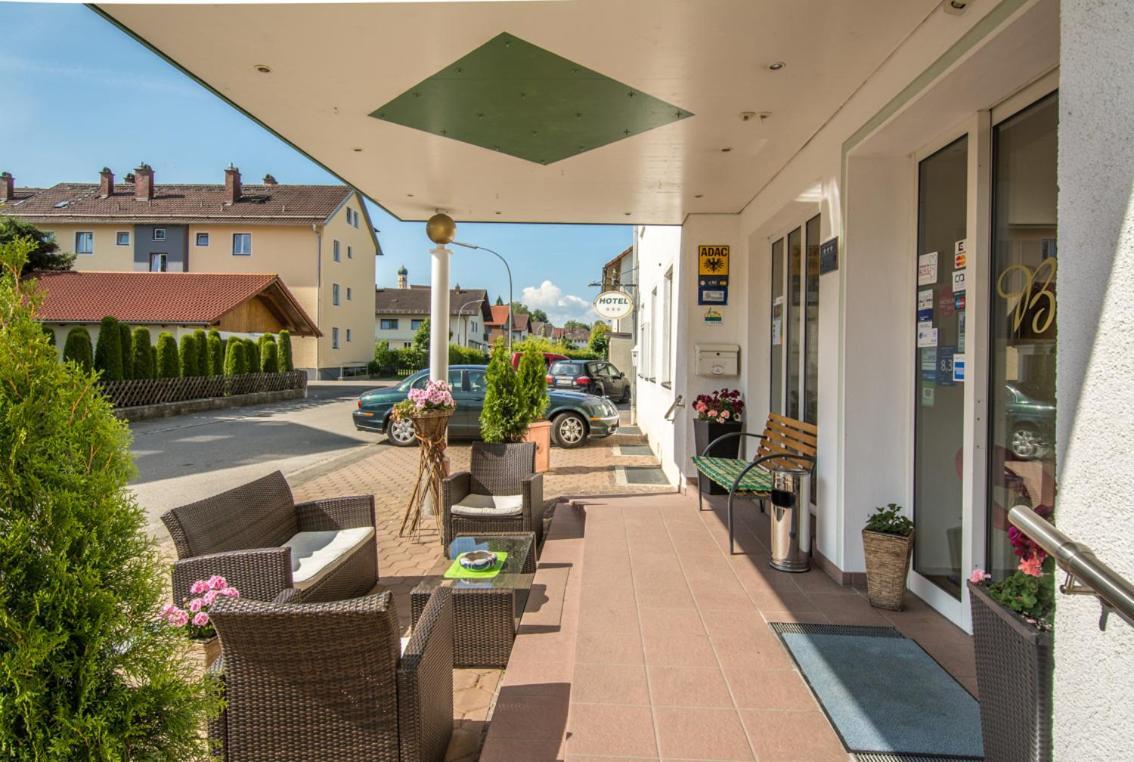 Hotel St. Martin Marktoberdorf Eksteriør bilde
